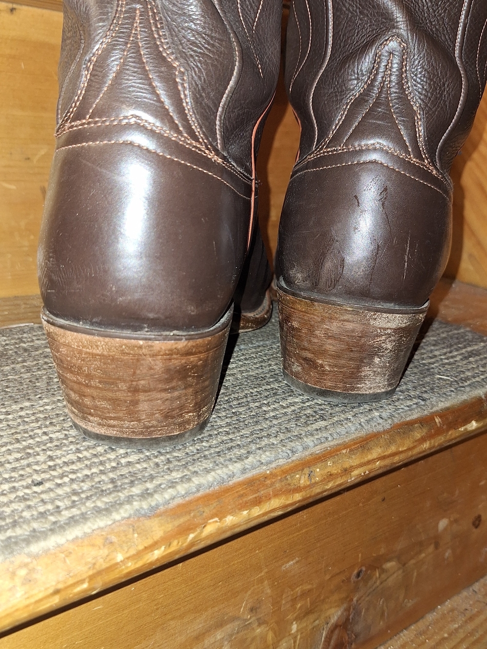 Lucchese Classics Handmade Brown Calfskin Men's Cowboy Boots 10.5 D L1680 - Picture 9 of 10
